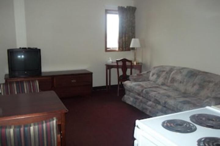 Room 22 of 48
