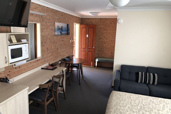Room 8 of 45