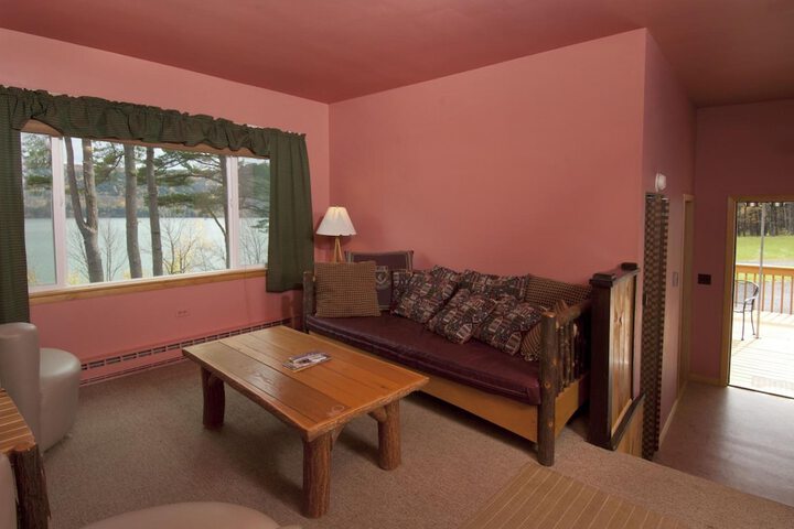 Room 26 of 46