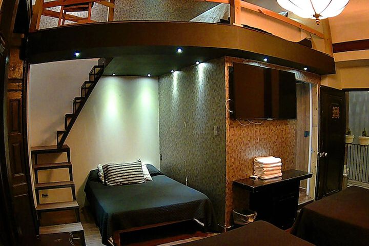 Room 31 of 152
