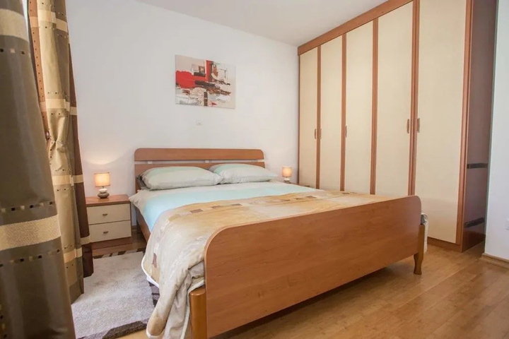 Room 2 of 15