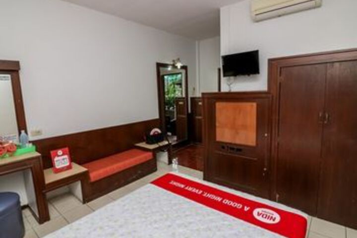 Room 43 of 70