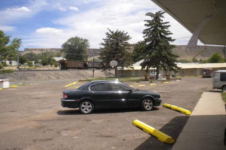 Property Grounds 34 of 41