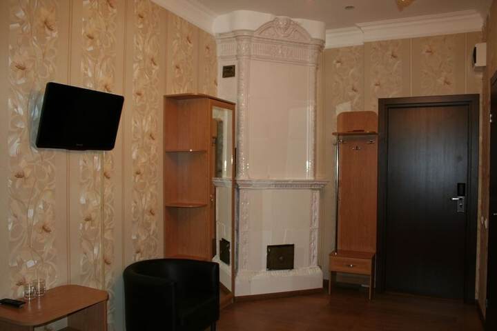 Room 19 of 28