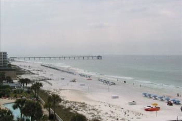 Beach 19 of 81