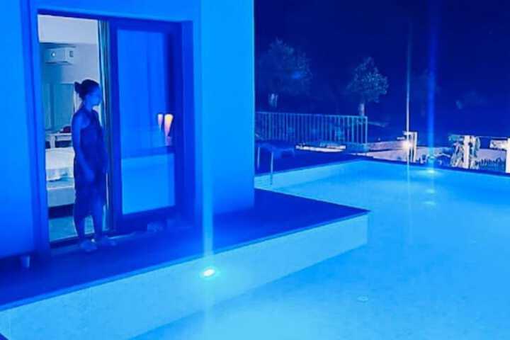 Pool 35 of 43