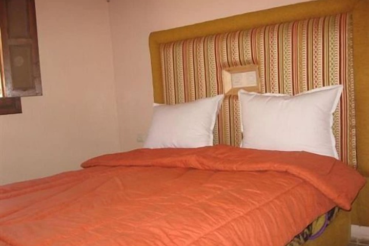 Room 10 of 67