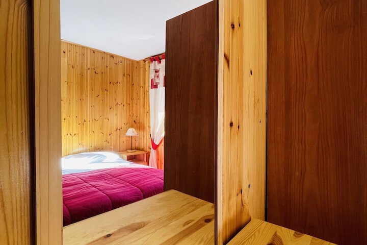 Room 14 of 31