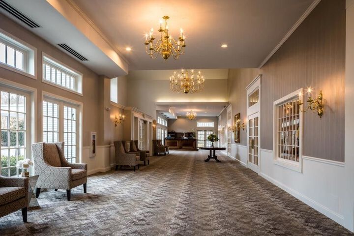 Ballroom/Hall 35 of 43