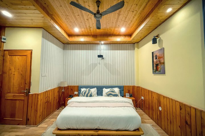 Room 21 of 45