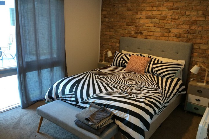 Room 19 of 19