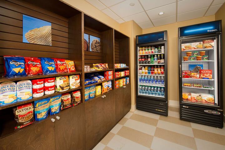 Snack bar