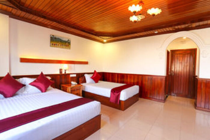 Room 15 of 27