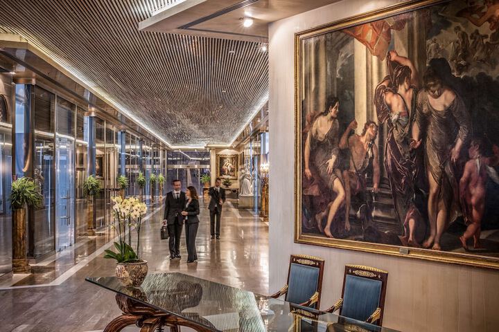 Guest Lobby
