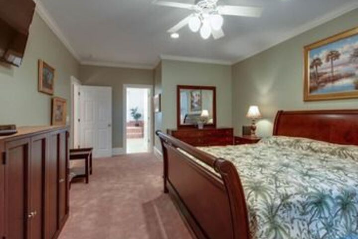 Room 14 of 40
