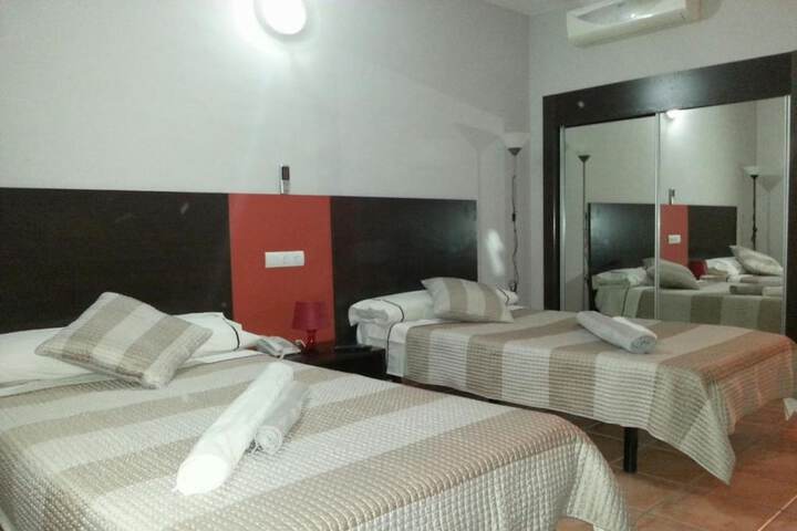 Room 5 of 13