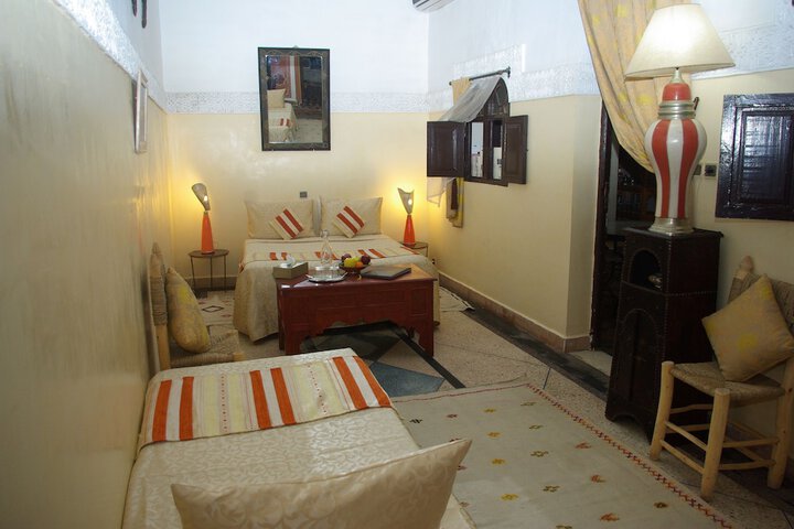 Room 12 of 39