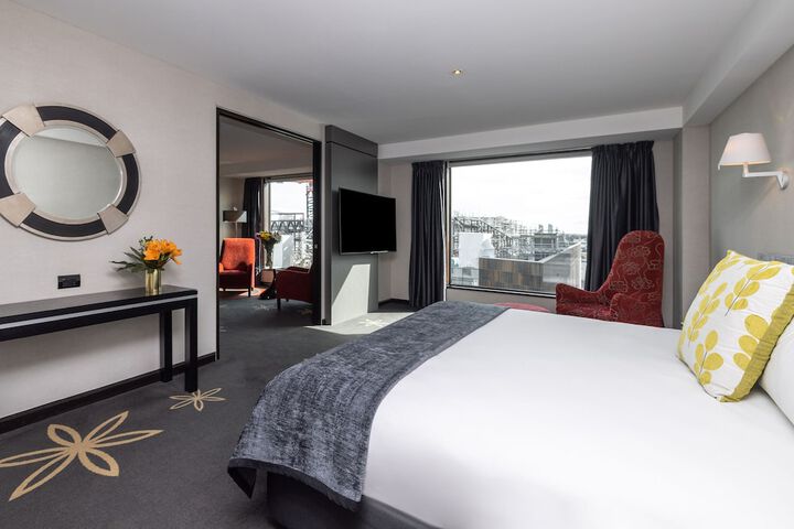 Room 10 of 72