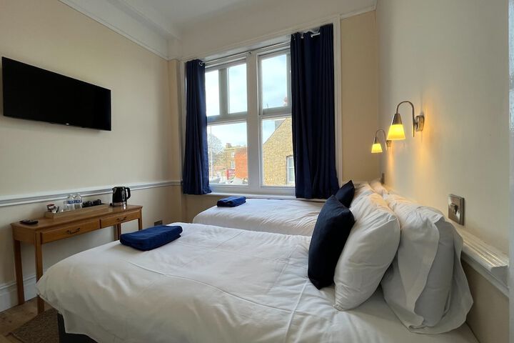 Room 18 of 44
