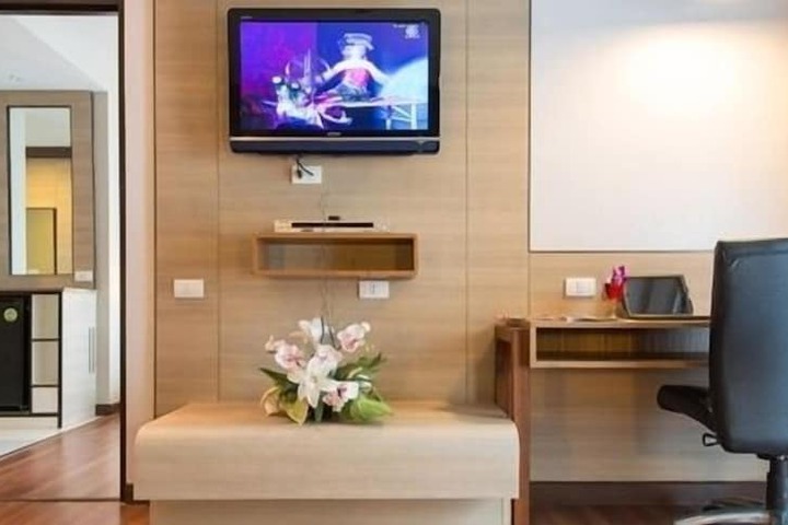 Room amenity