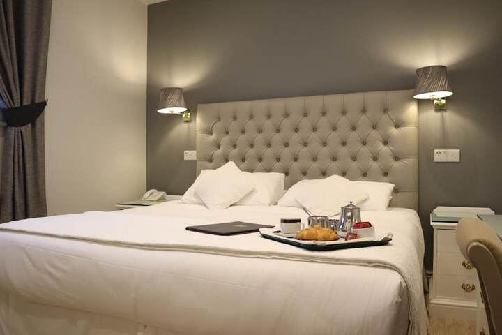 Room 16 of 47