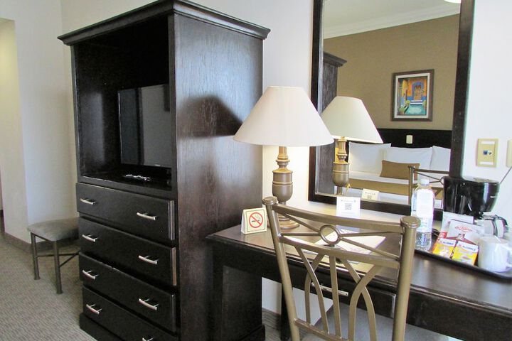 Room 12 of 131