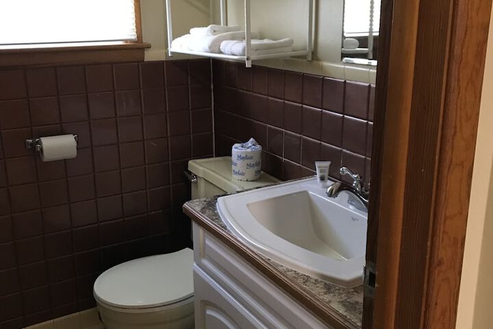 Room 32 of 52