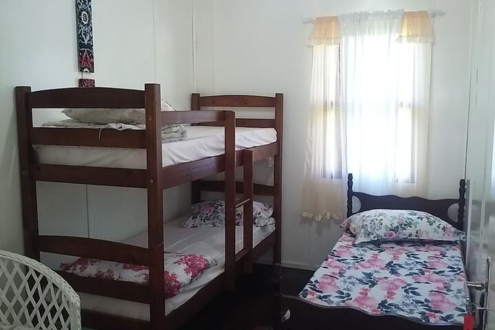 Room 2 of 34
