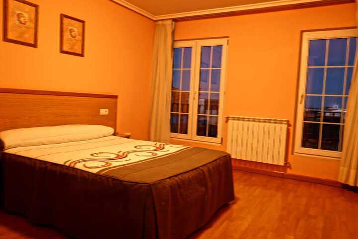 Room 7 of 62