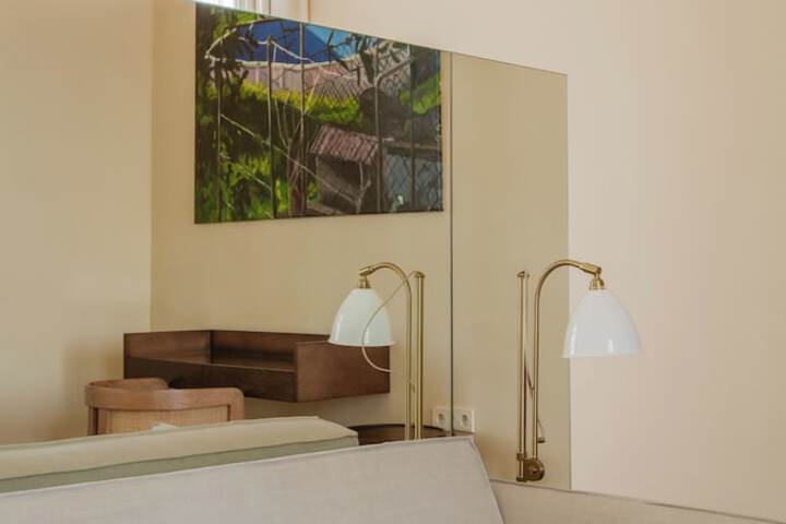 Room 16 of 56