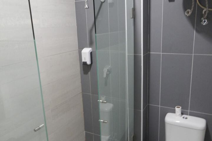 Room 30 of 46