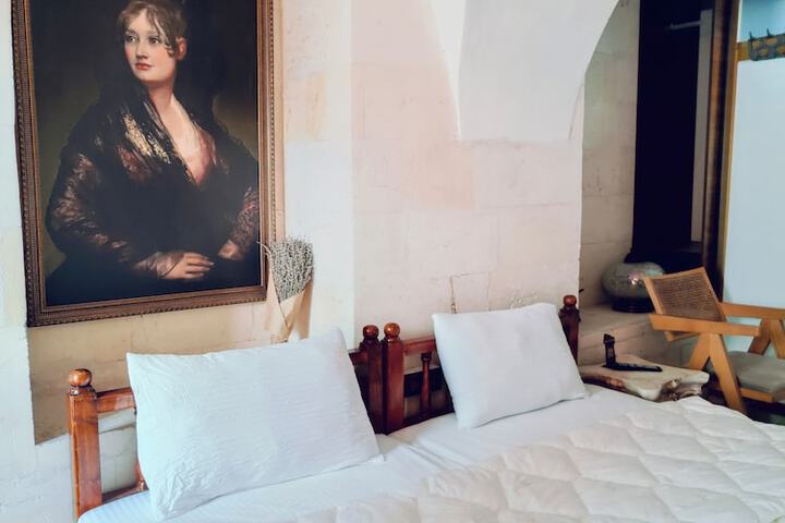 Room 45 of 88