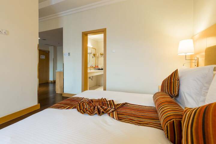Room 29 of 117