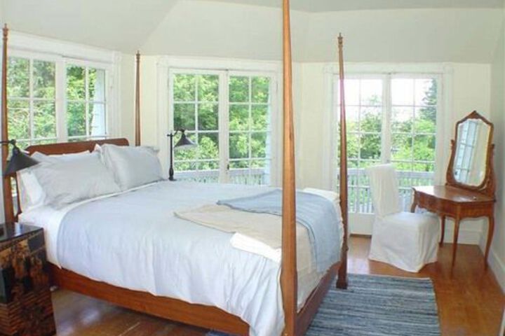 Room 8 of 21