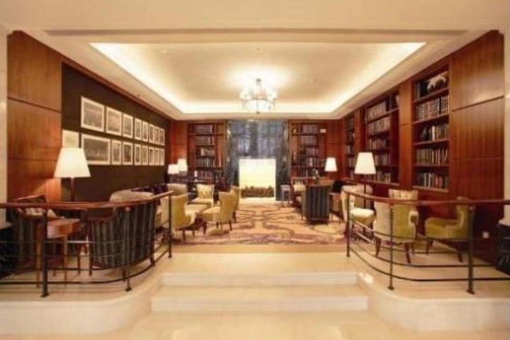 Lobby Photos
