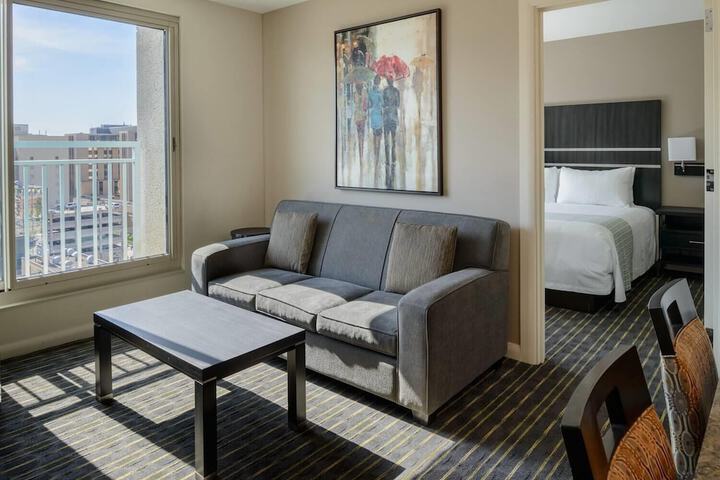 Room 12 of 45