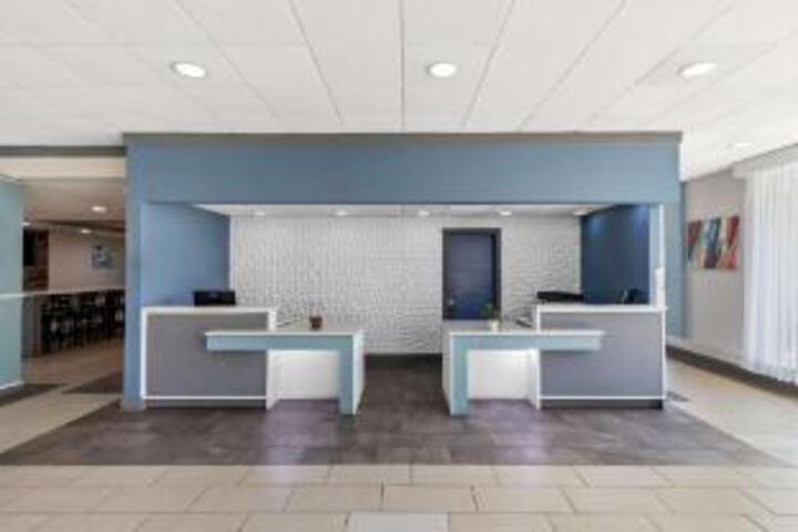 Hotel Interior 10 of 23