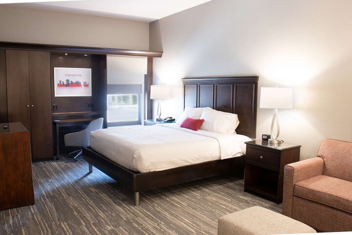 Room 12 of 40