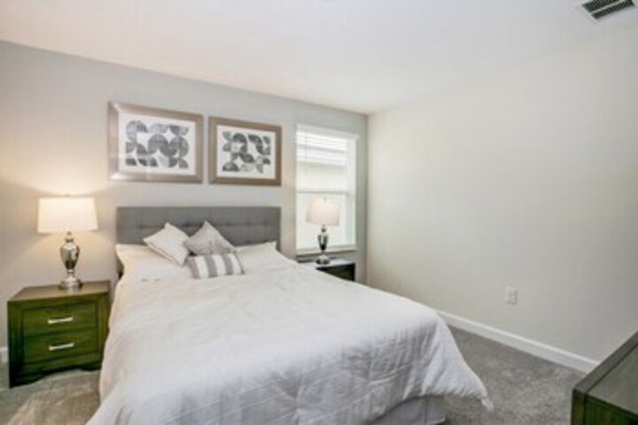 Room 53 of 60