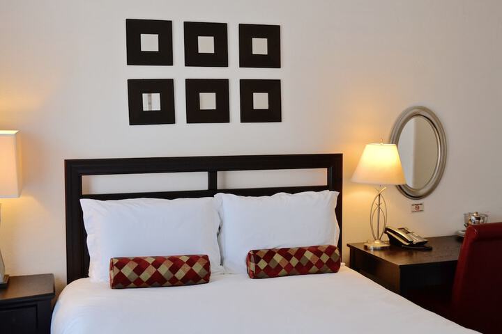 Room 4 of 38