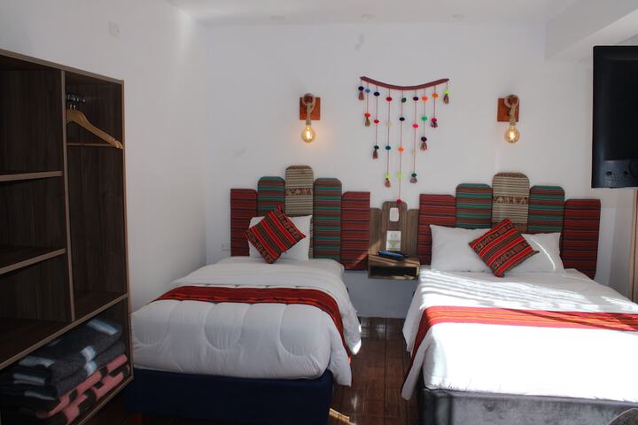 Room 5 of 17