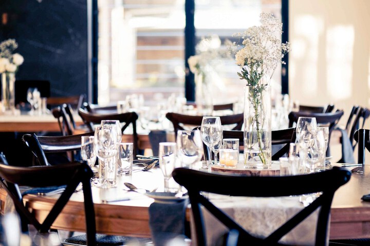 Dining 40 of 73