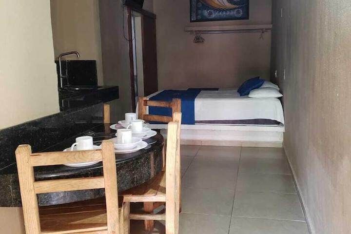 Room 6 of 25