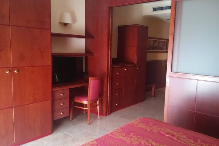 Room 22 of 79