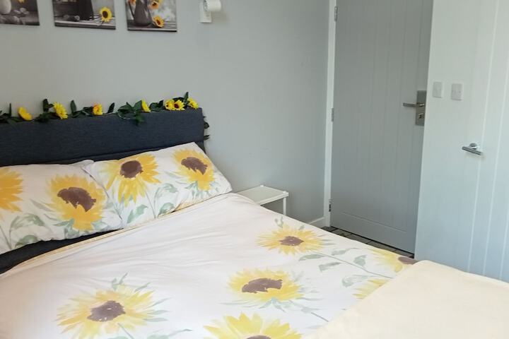 Room 12 of 24