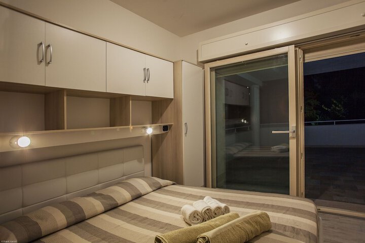 Room 20 of 48