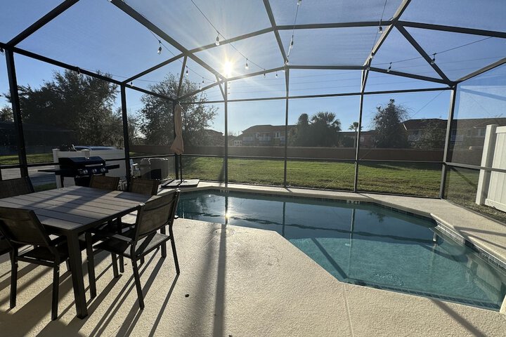 Pool 40 of 65