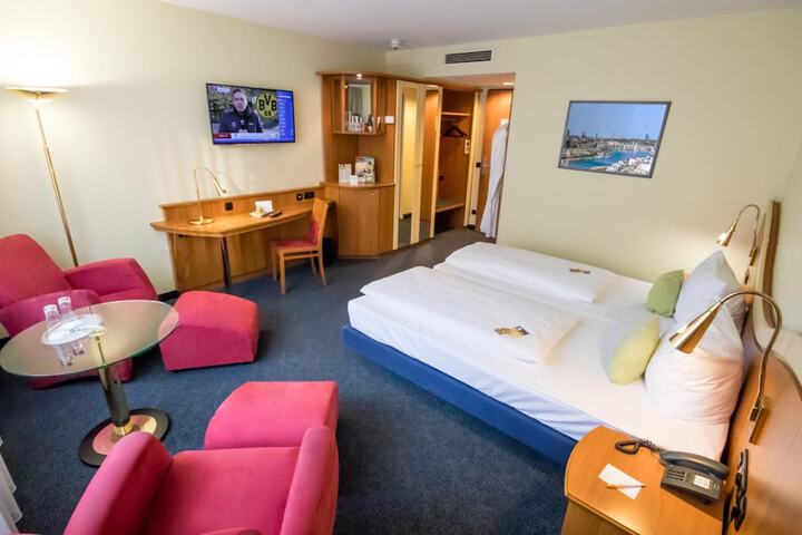 Room 14 of 46