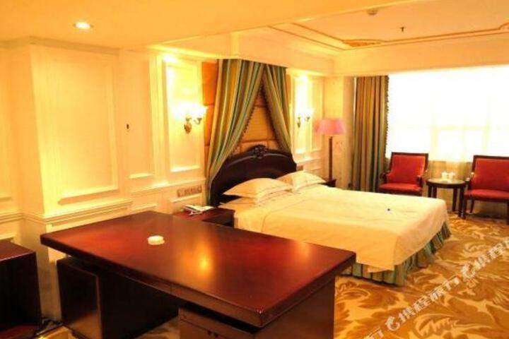 Succeed Hotel