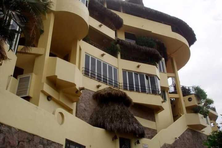 Hotel 65 of 71